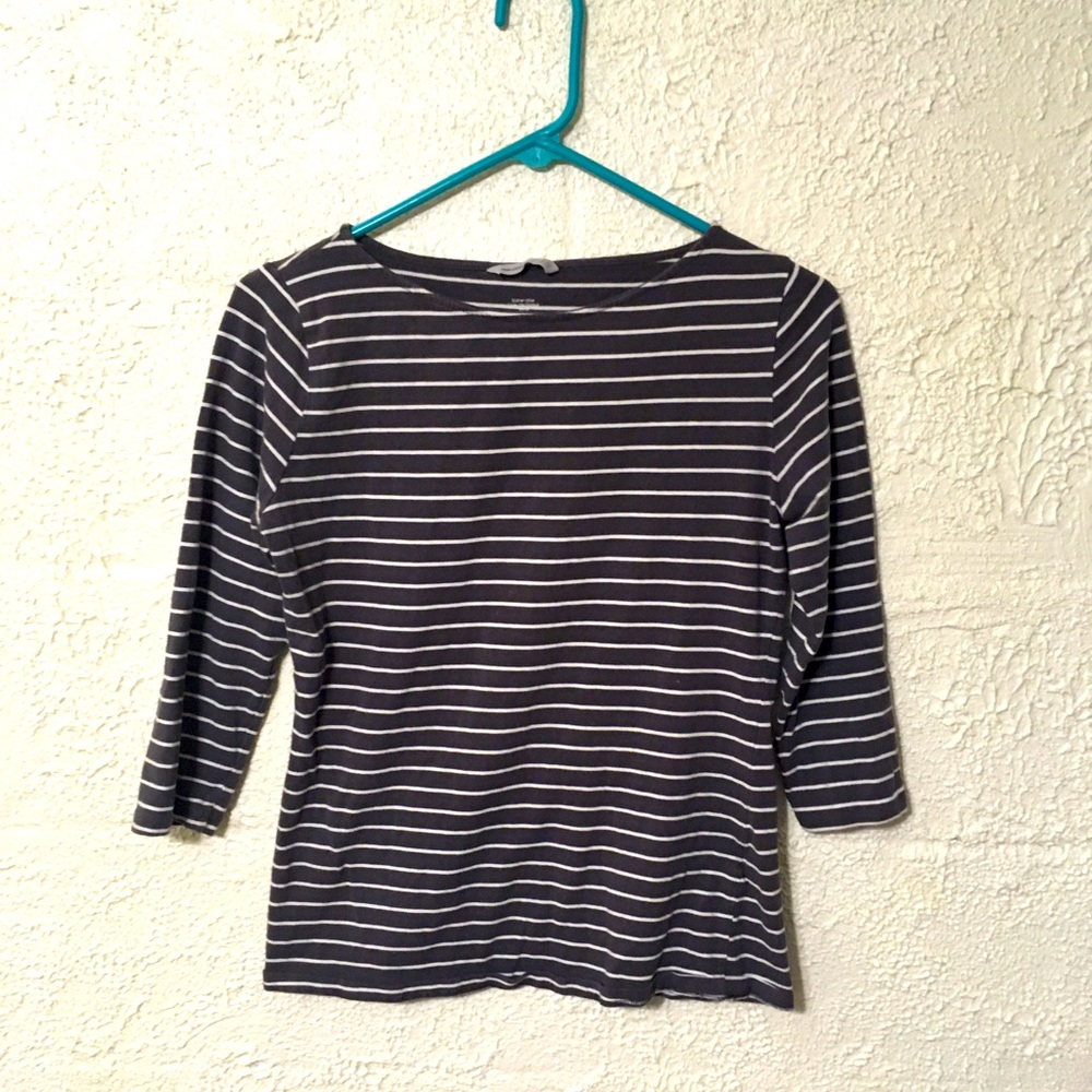 ❤️ Mid Sleeve Dark Gray and White Stripe Shirt